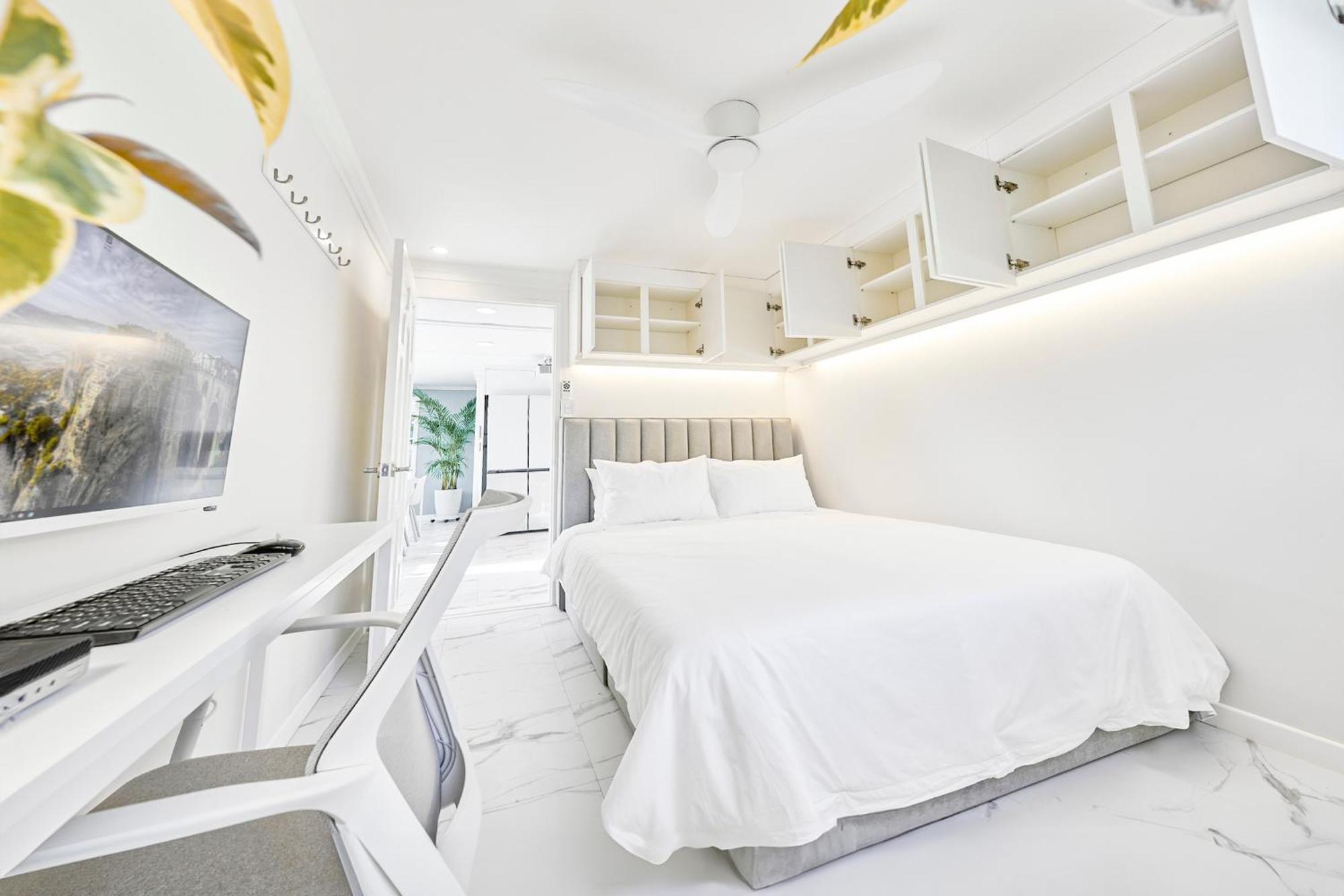 Htb Tailored Service & Garden Near Stn * Seoul