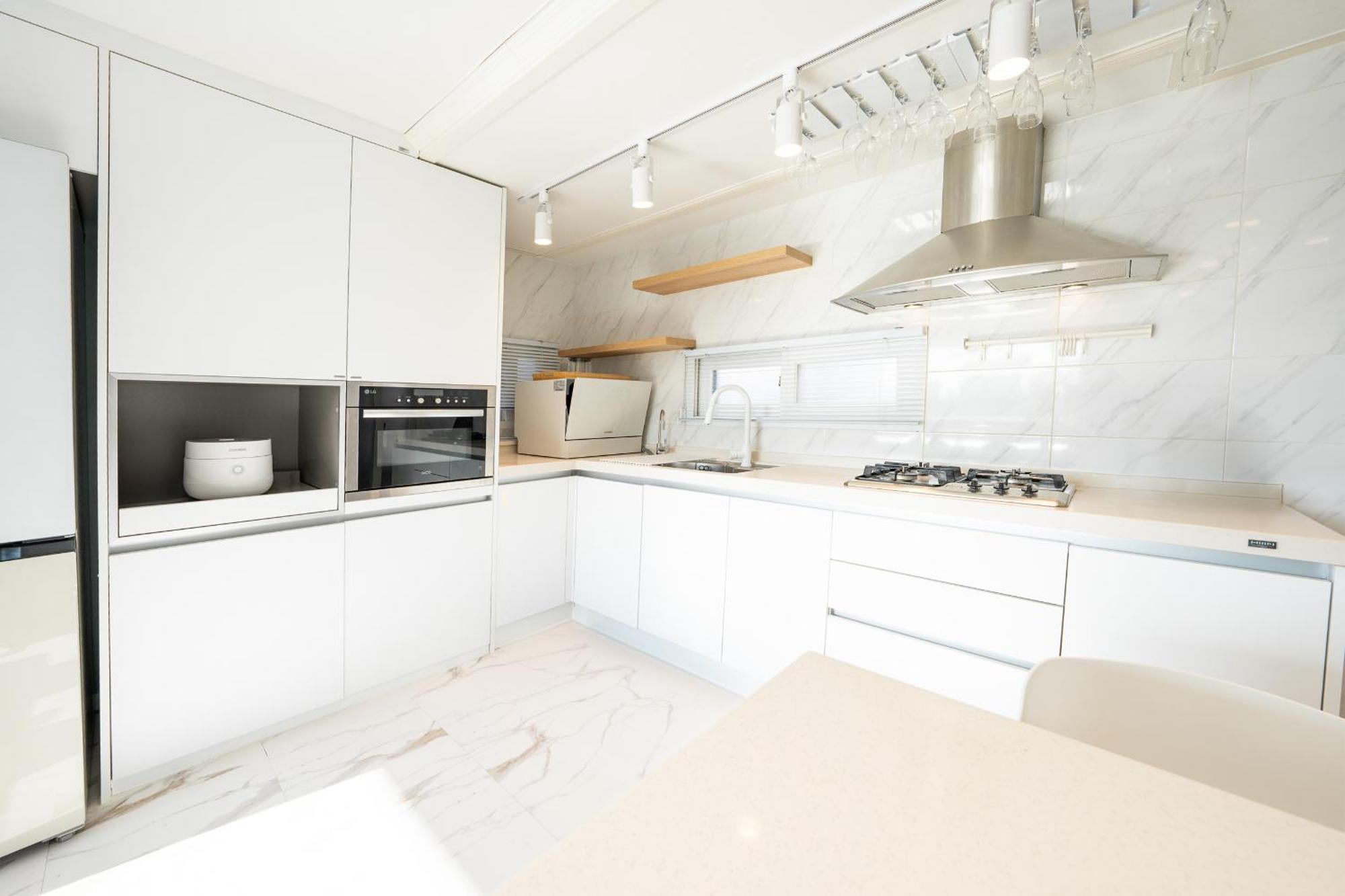 Htb Tailored Service & Garden Near Stn Holiday home Seoul
